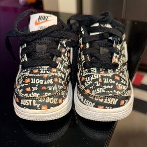 Nike Kids Just Do It Black Sneakers